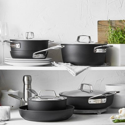10-Piece Nonstick Cookware Set for Easy Cleanup